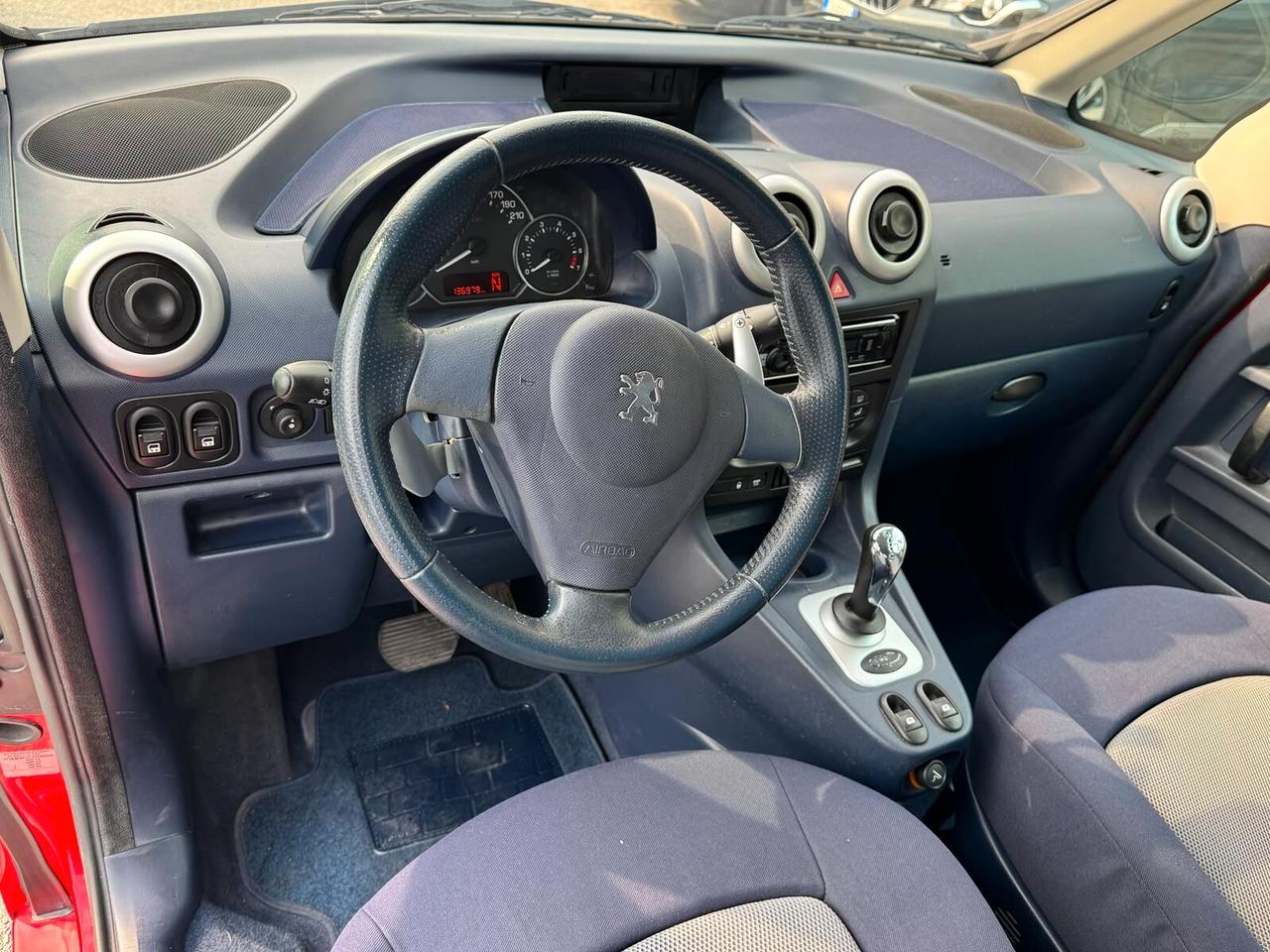 Peugeot 1007 1.6 Trendy 2Tronic
