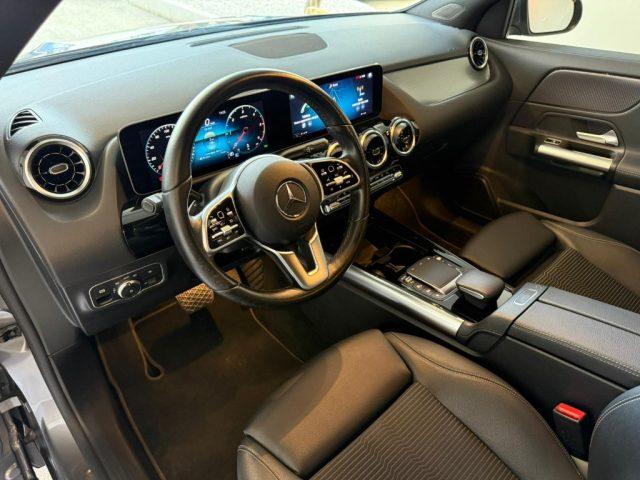 MERCEDES-BENZ GLA 200 d Automatic Sport