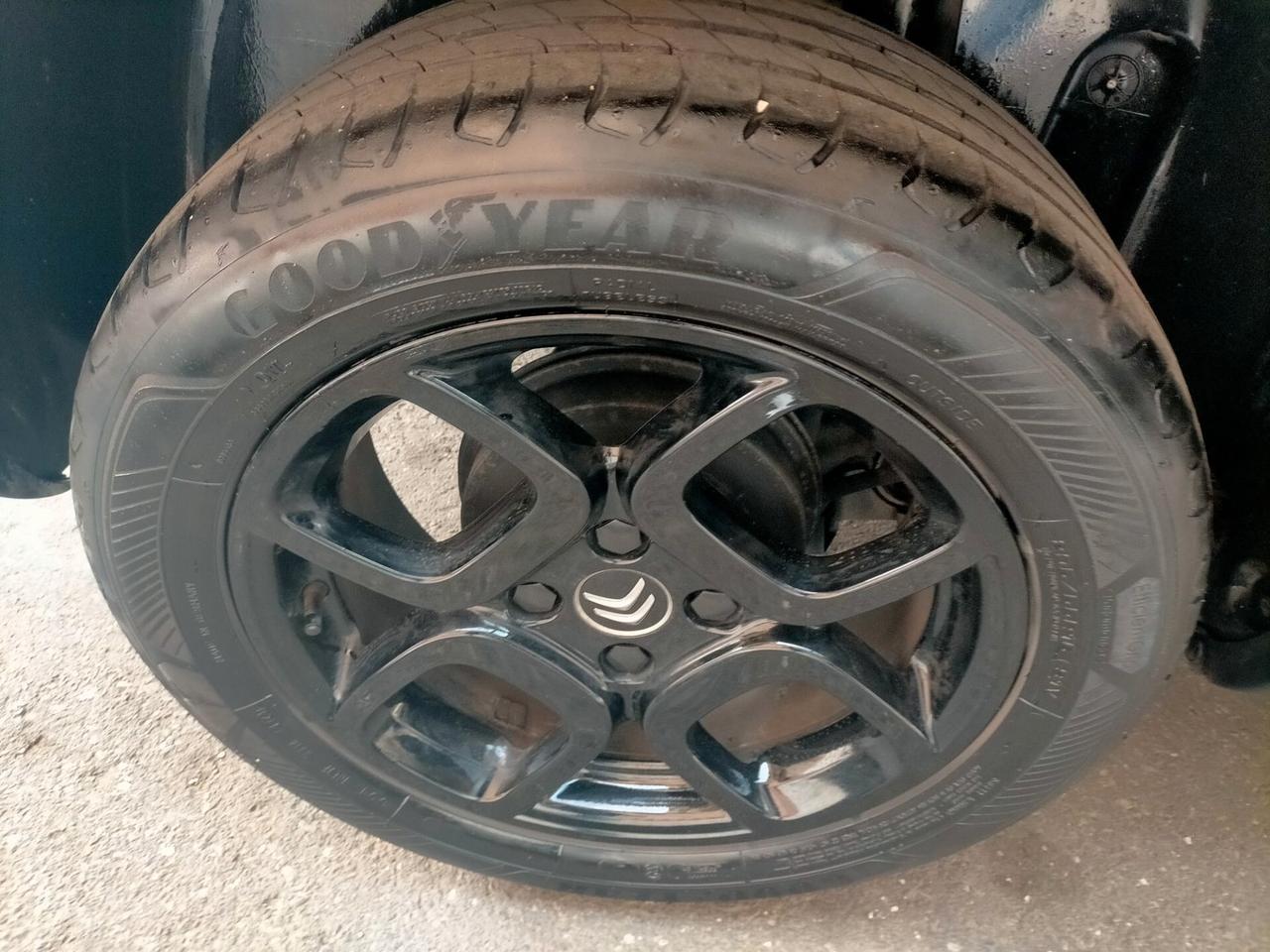 Citroen C4 Cactus BlueHDi 100 S&S Shine