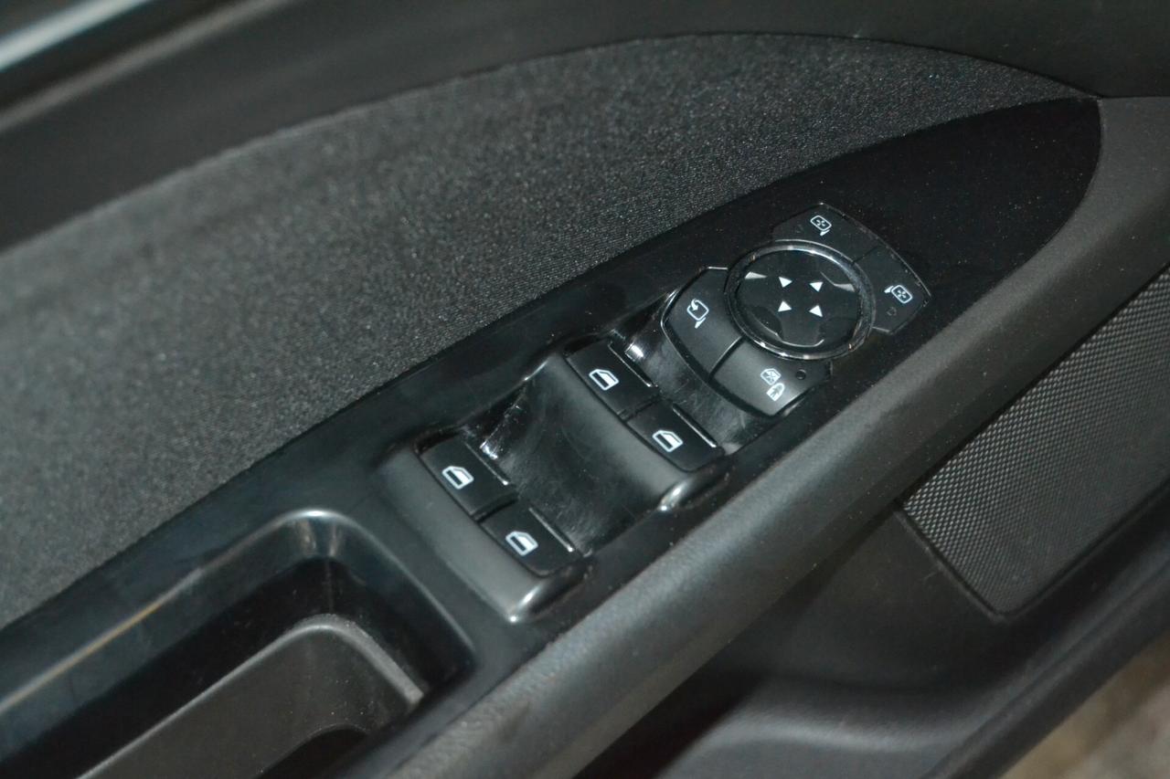 Ford Mondeo 1.5 TDCi 120CV Titanium Navi/Cruise/KMDOC