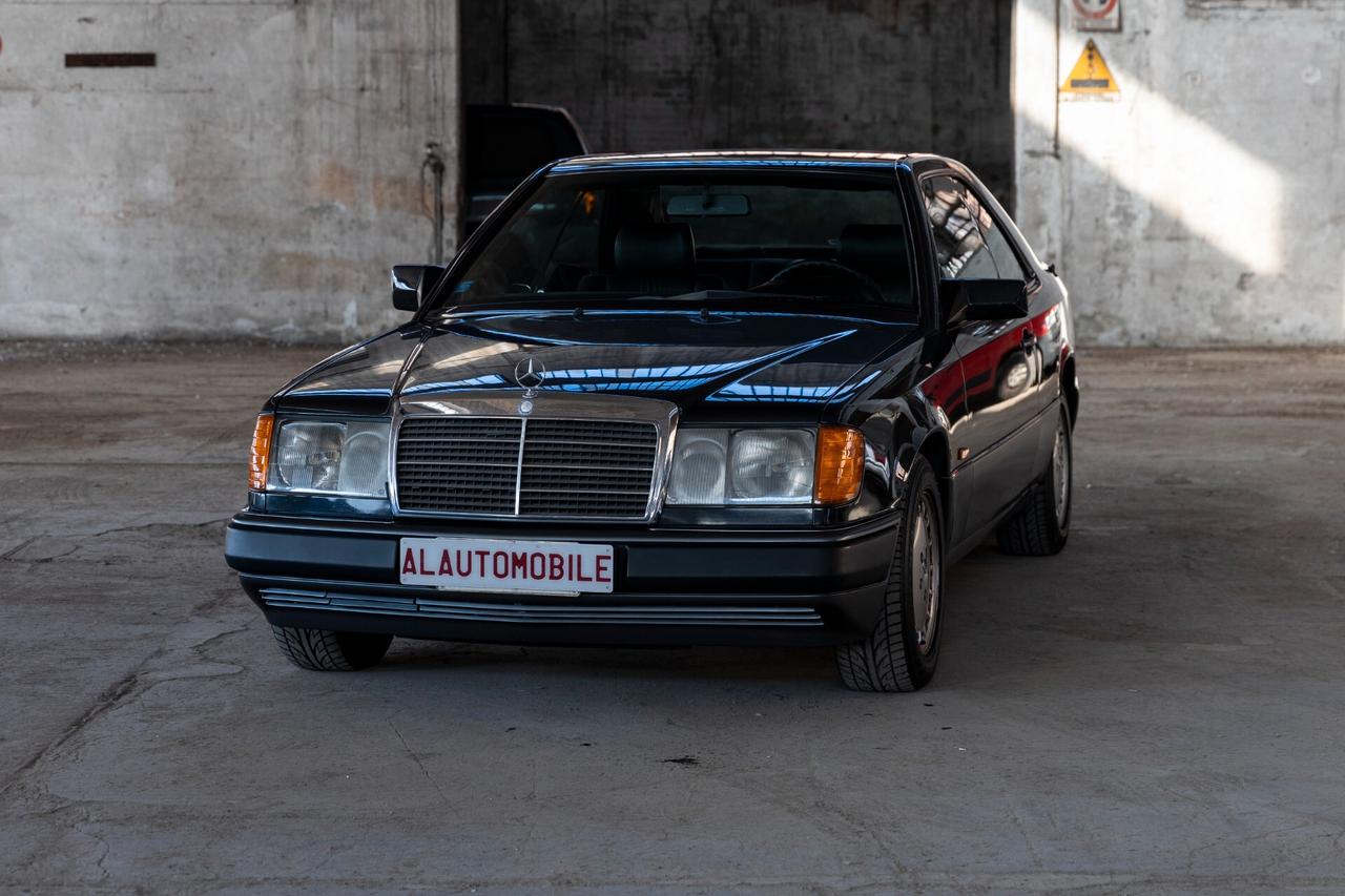 Mercedes-benz 300 CE cat Coupé