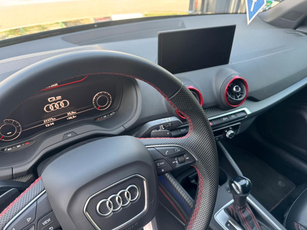 Audi Q2 30 TDI S tronic line Edition FULL