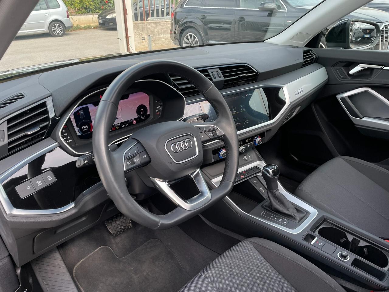 Audi Q3 S Line 2.0 TDI 150CV S Tronic quattro