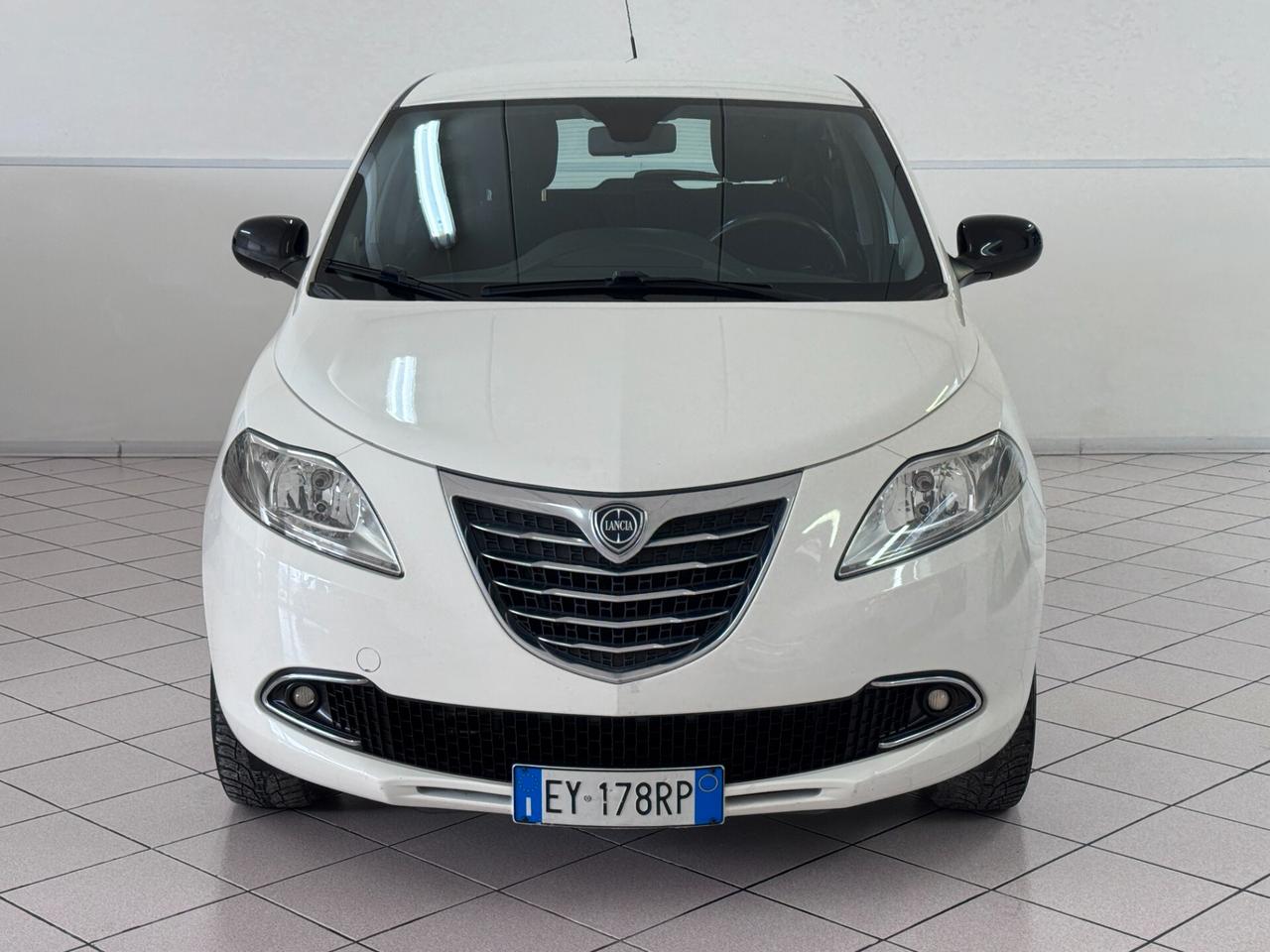 LANCIA YPSILON 0,9 METANO (CONTOVENDITA)