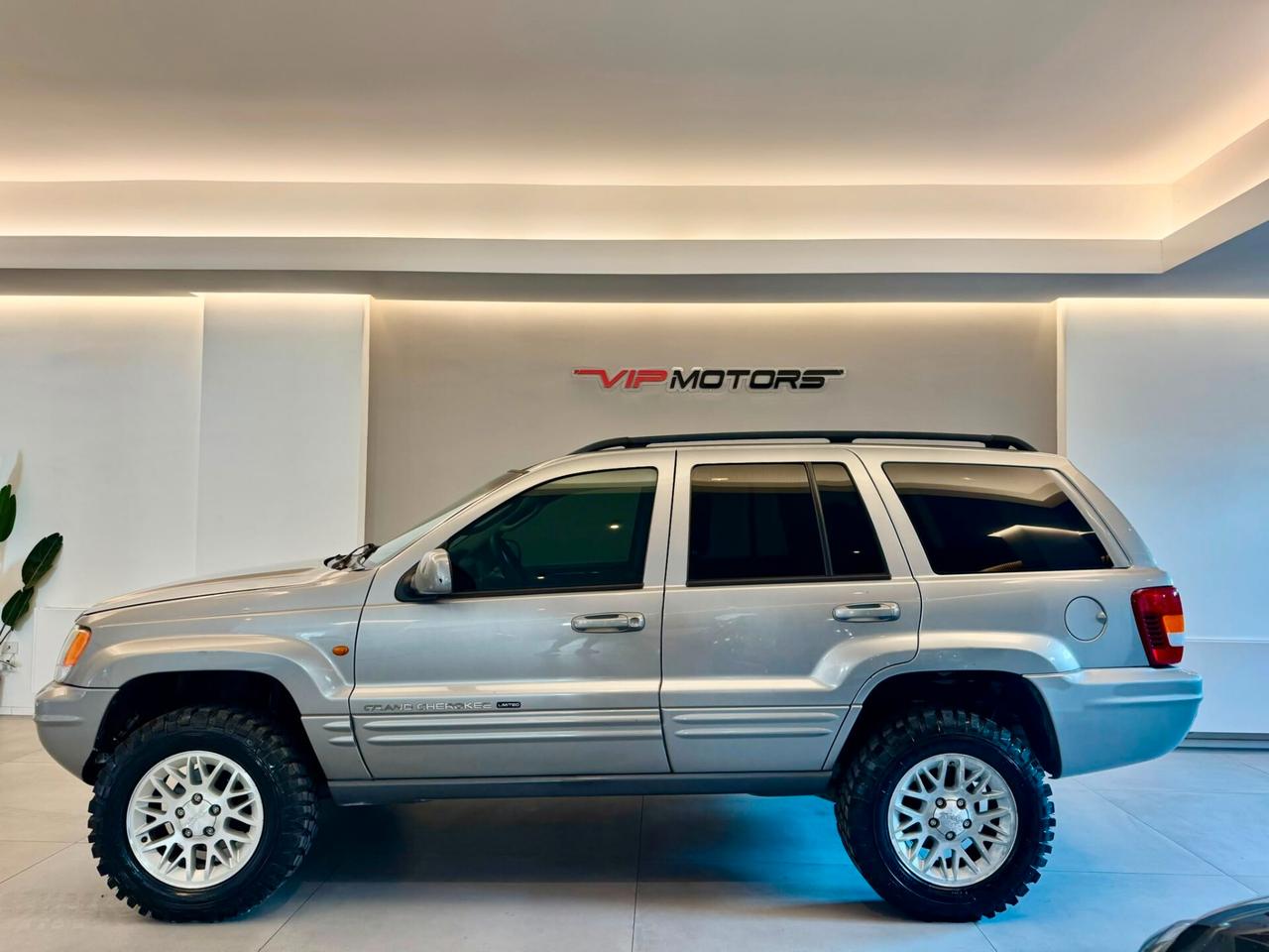 JEEP GRAND CHEROKEE 2.8 CRD 163 CV LIMITED KIT RIALZO GOMME