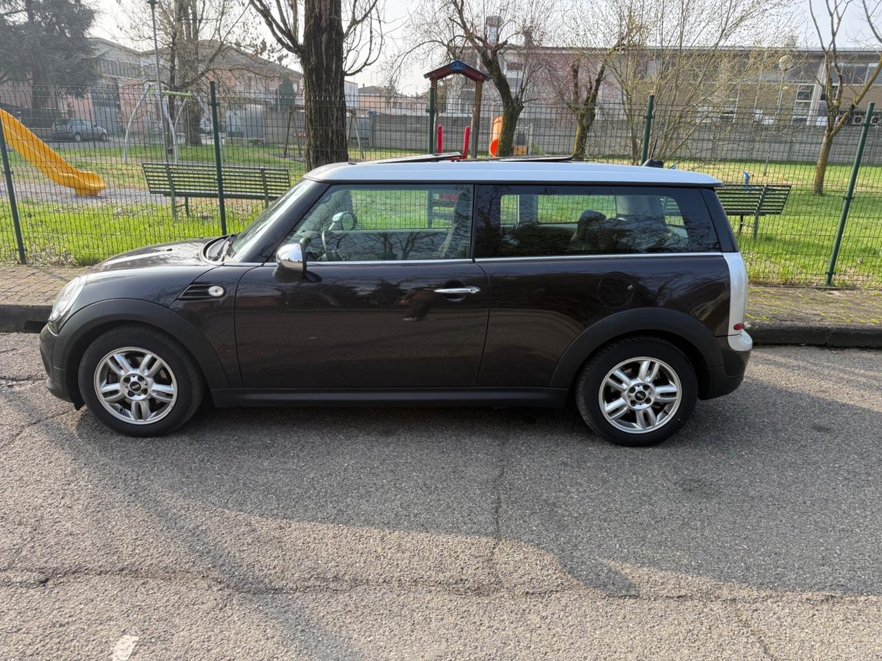 Mini Cooper Clubman AUTOMATICA-2013 BENZINA 1.6