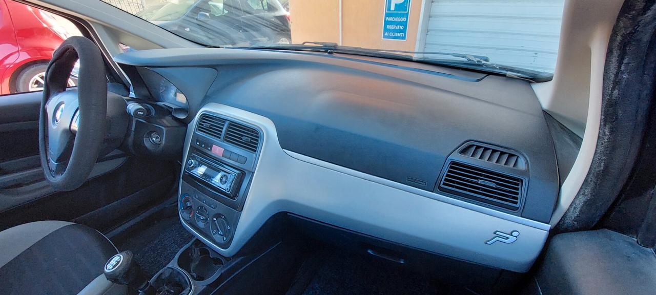 PUNTO 1,3 MTJ DIESEL 75 CV MODELLO SPORT X NEOPATENTATI DISTRIBUZIONE FATTA IMPECCABILE