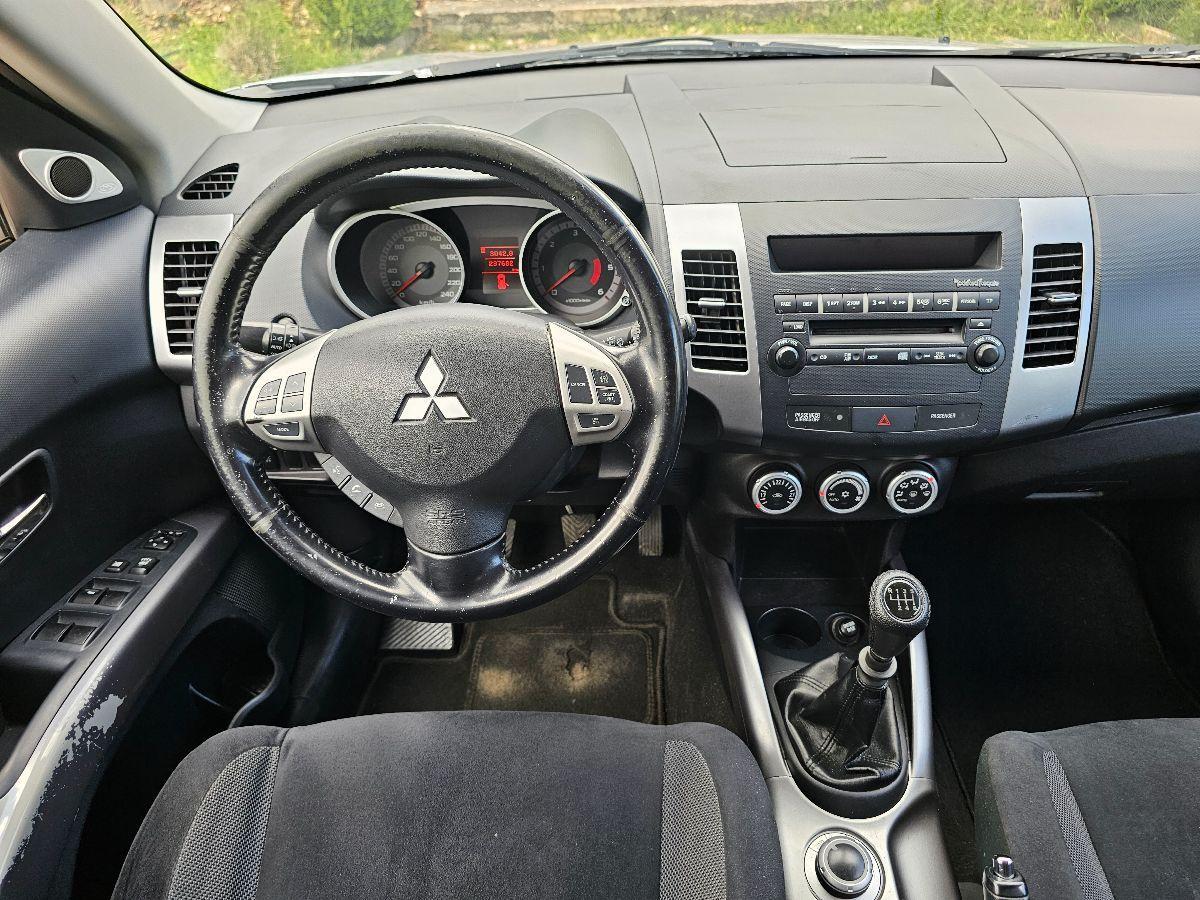 MITSUBISHI OUTLANDER 2.0 DIESEL 7 POSTI 4WD GARANZIA