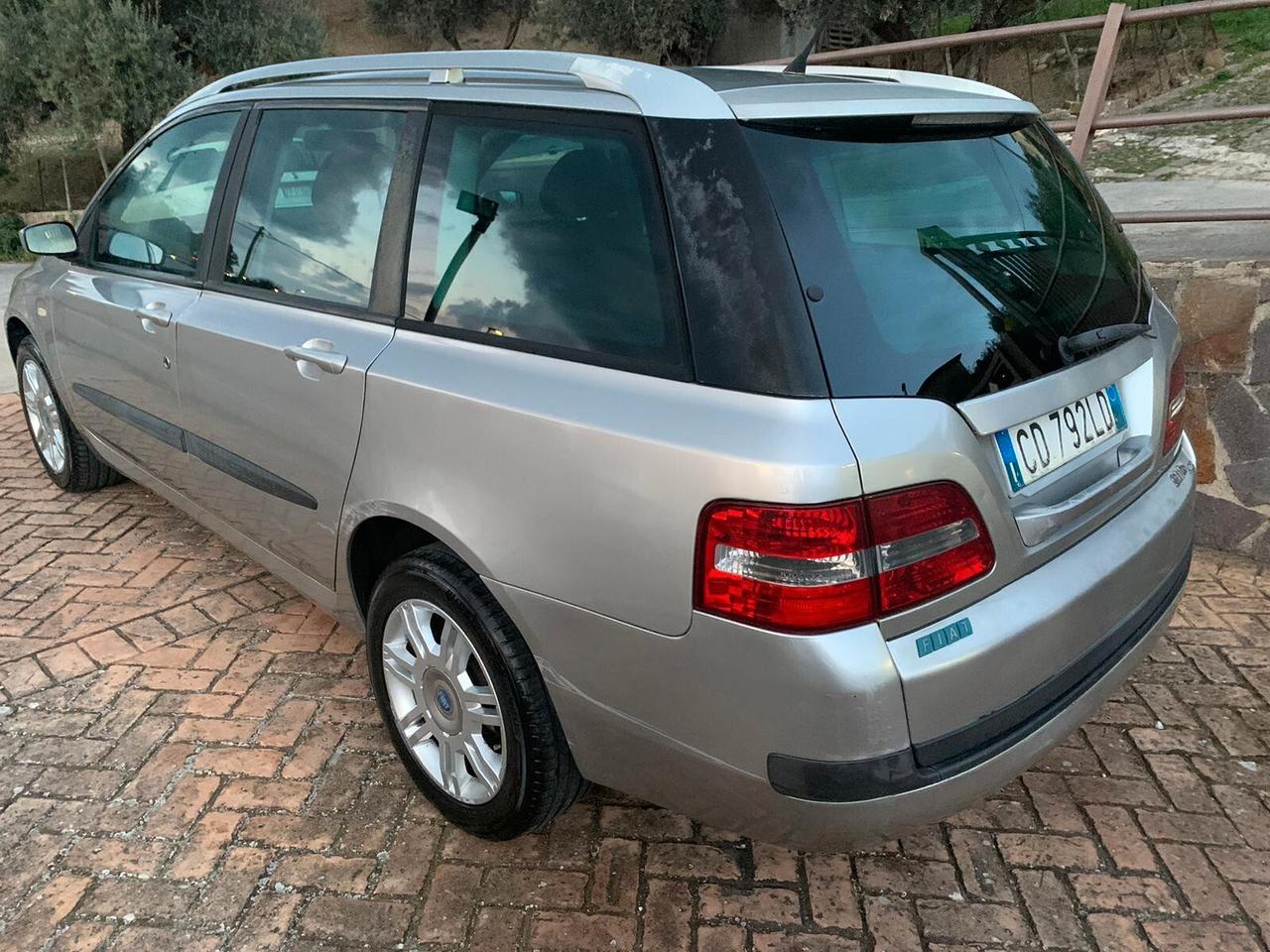 Fiat Stilo 1.9 MJT 120 CV Multi Wagon Dynamic