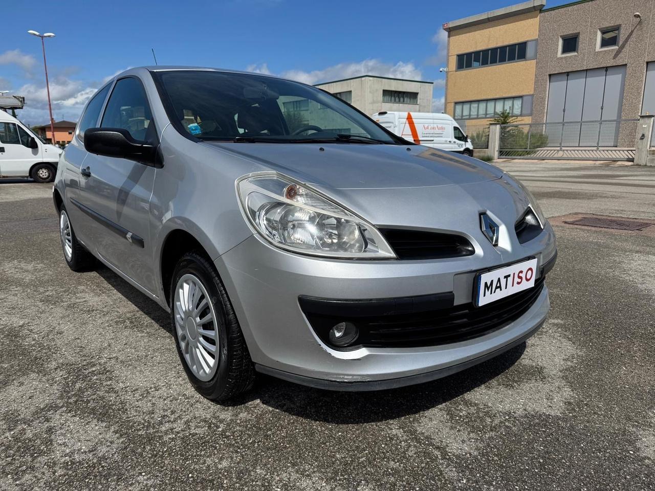 Renault Clio 1.2 16V 3 porte Luxe