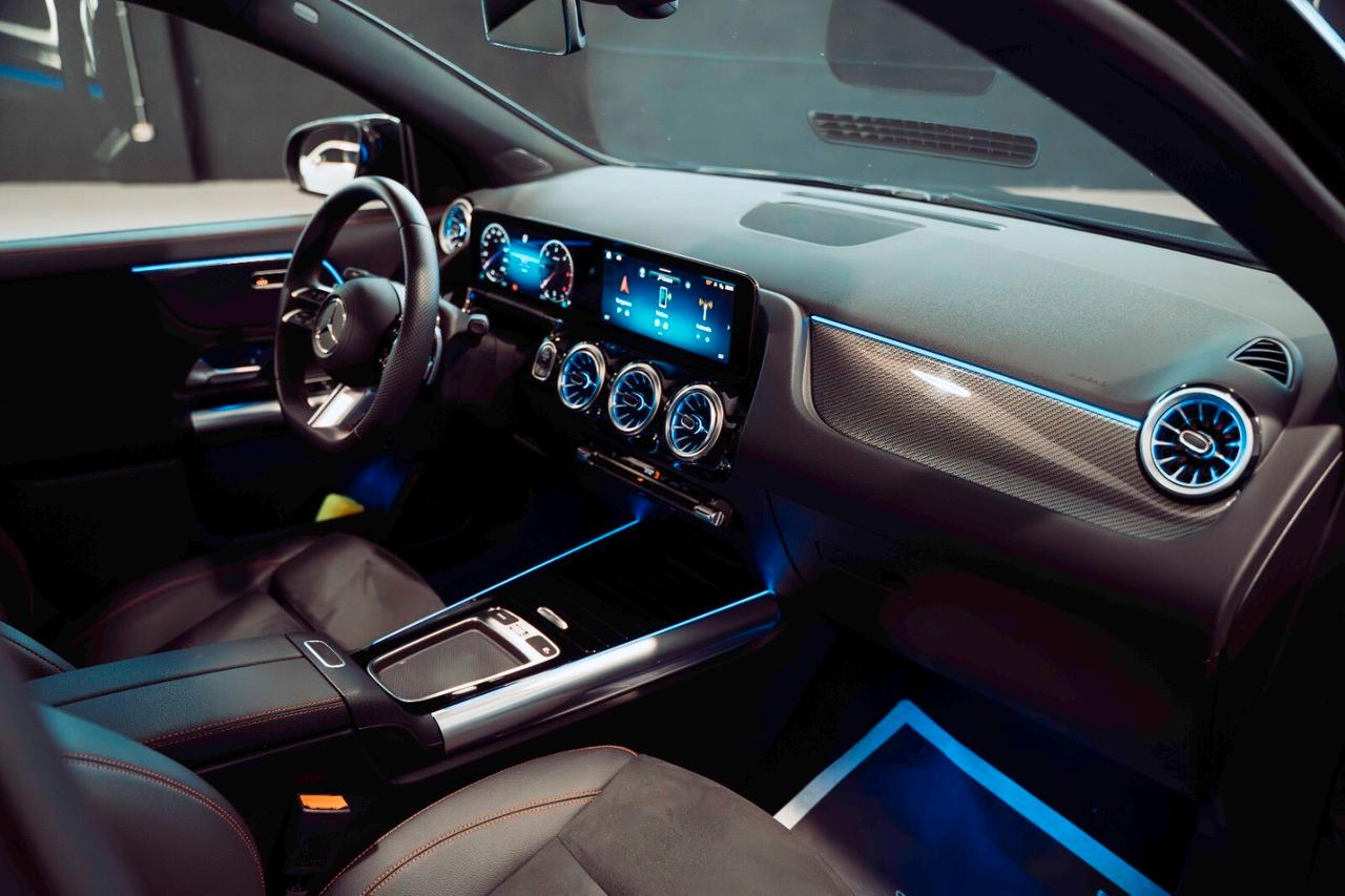 Mercedes-benz GLA 200d AMG Line Premium IVA ESP/TETTO/19"