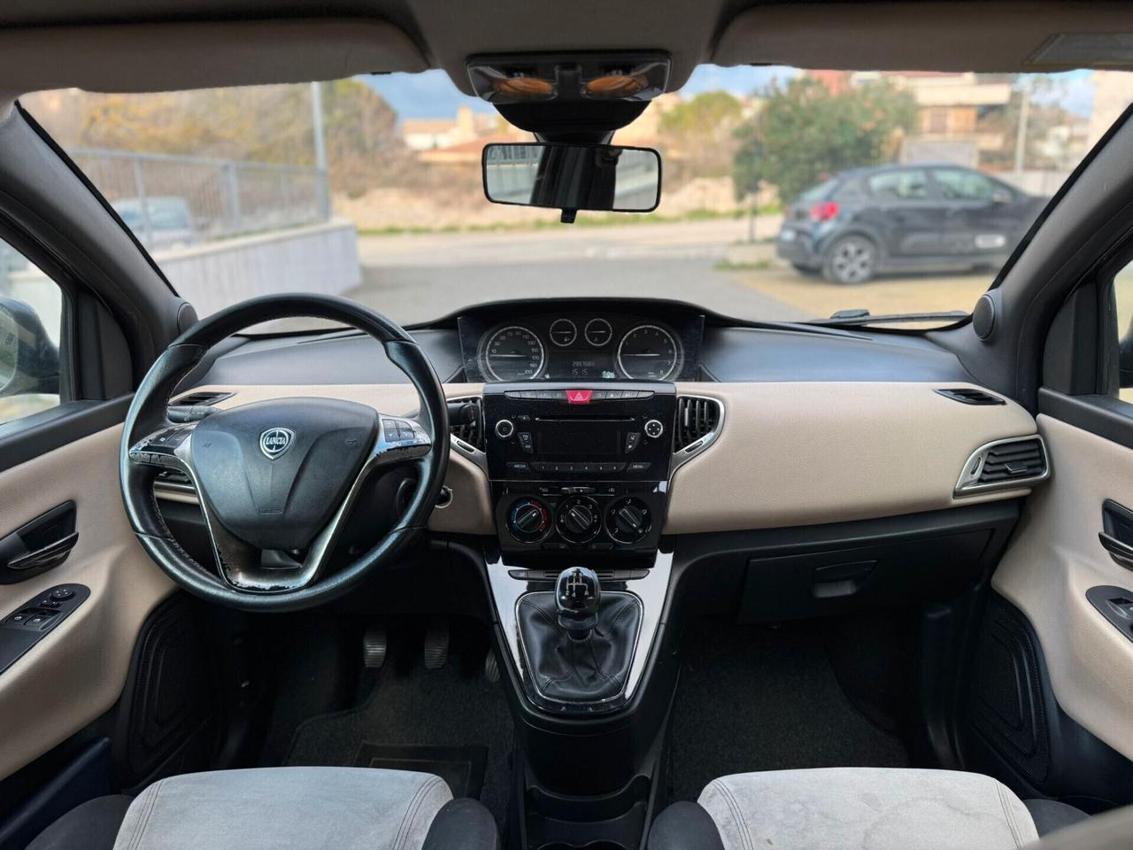 Lancia Ypsilon 1.2 69 CV 5 porte GPL Ecochic Gold