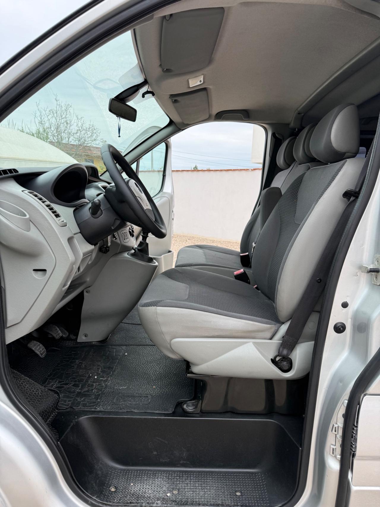 Opel Vivaro 29 2.0 CDTI PC-TN Combi 9 posti Fap