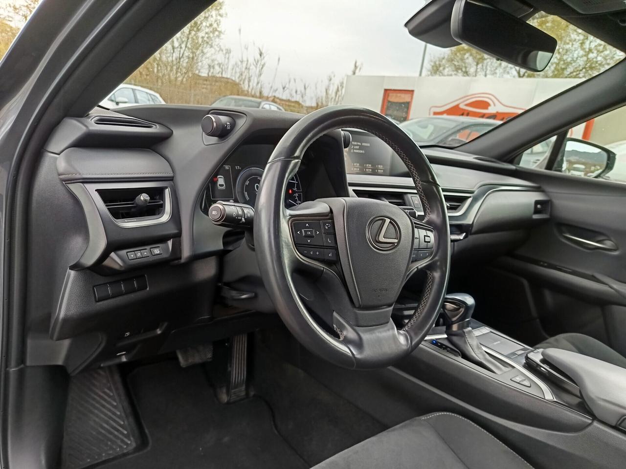 Lexus UX 250h 2.0 Business 2WD CVT MY20