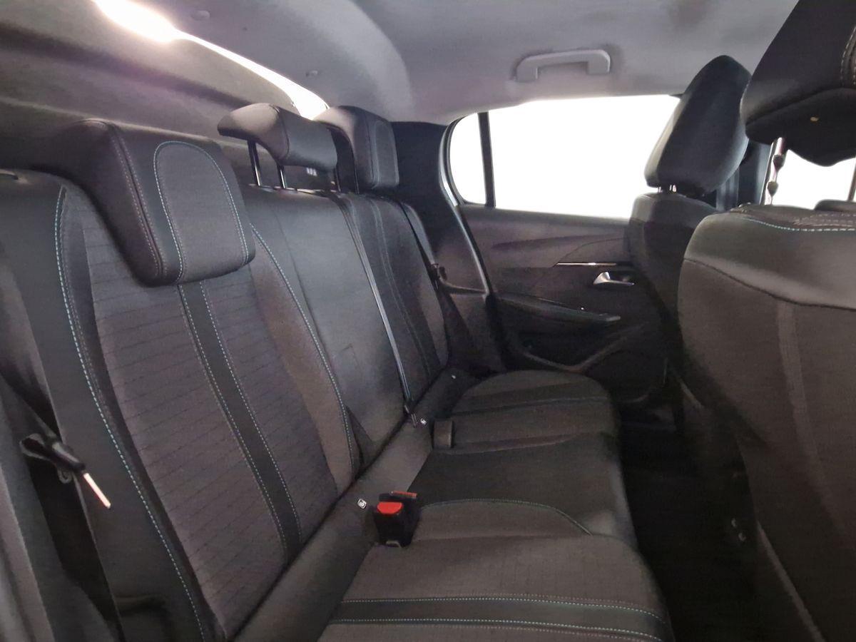 PEUGEOT 208 1.5 GT-LINE