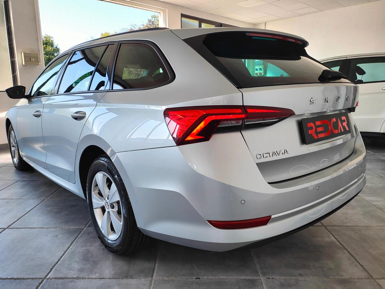 SKODA OCTAVIA WAGON 2.0 TDI EXECUTIVE