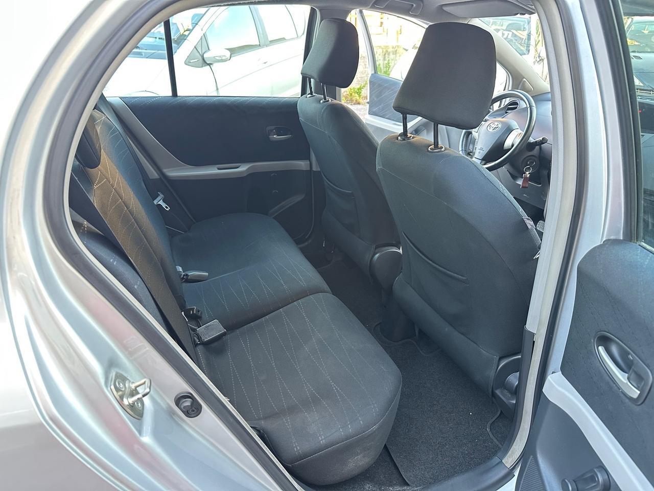 Toyota Yaris 1.4 D-4D DPF 5 porte Sol