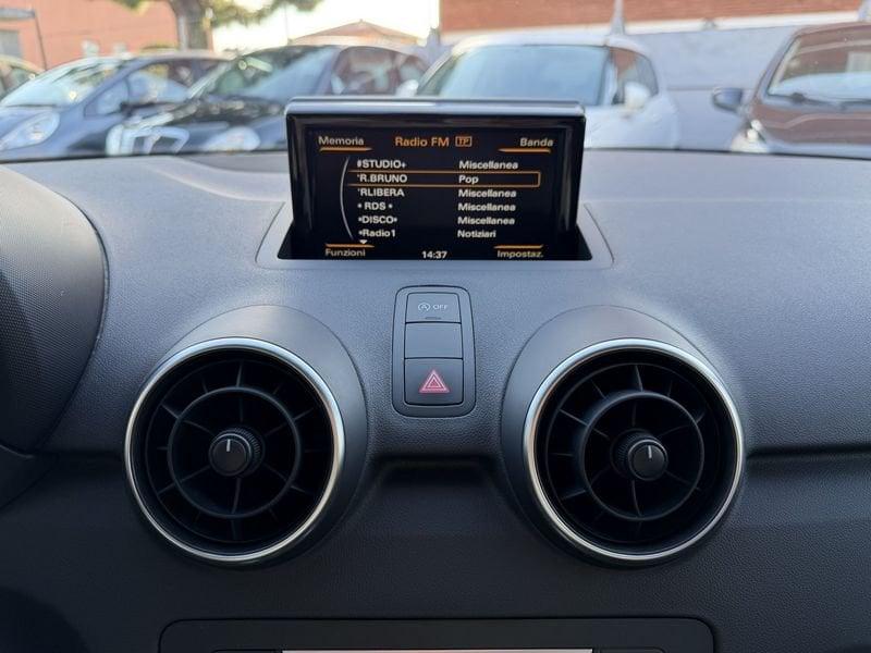 Audi A1 A1 1.0 tfsi ultra 95cv s-tronic DA VETRINA !! IDONEA NEOPATENTATI