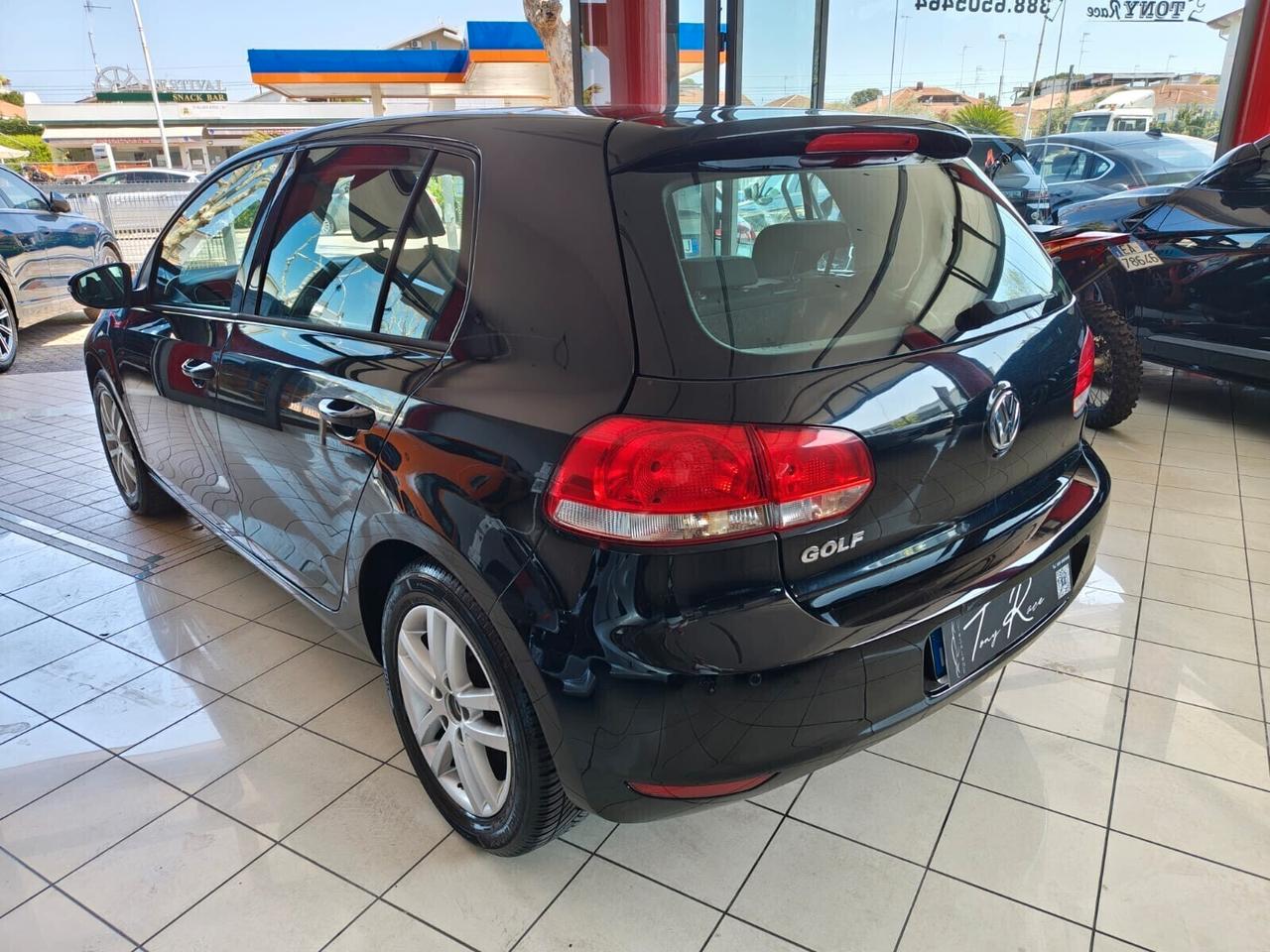 Volkswagen Golf 1.4 5 PORTE METANO