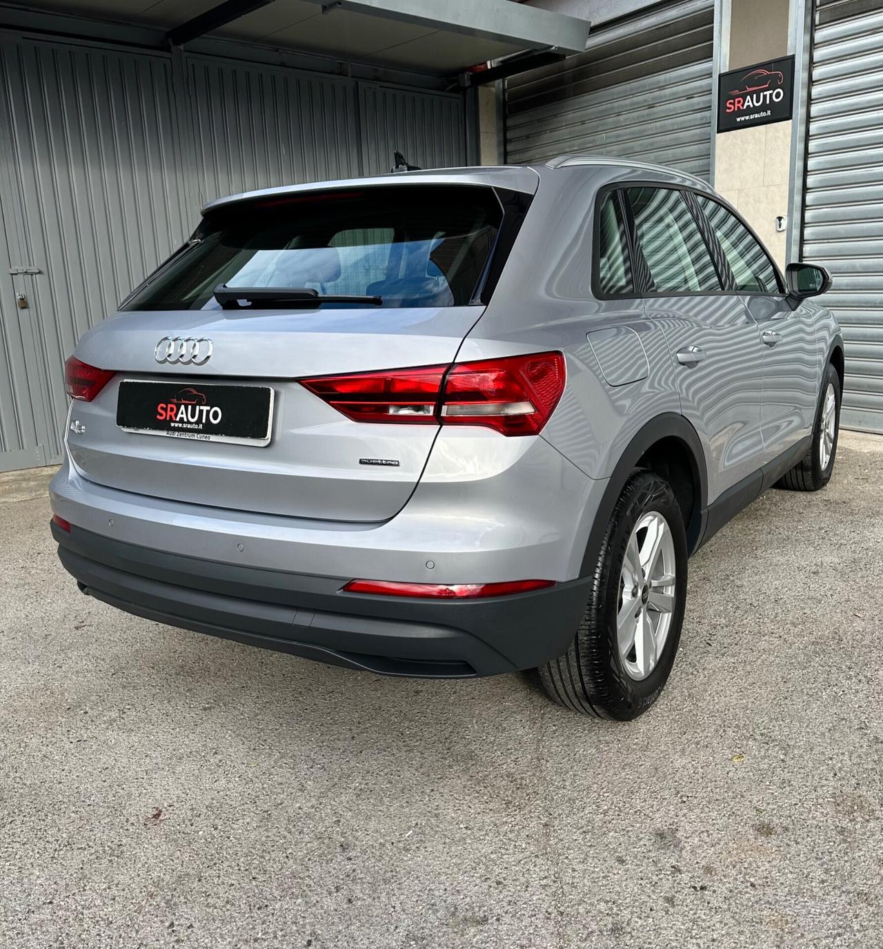 Audi Q3 35 TDI quattro S tronic Business Advanced