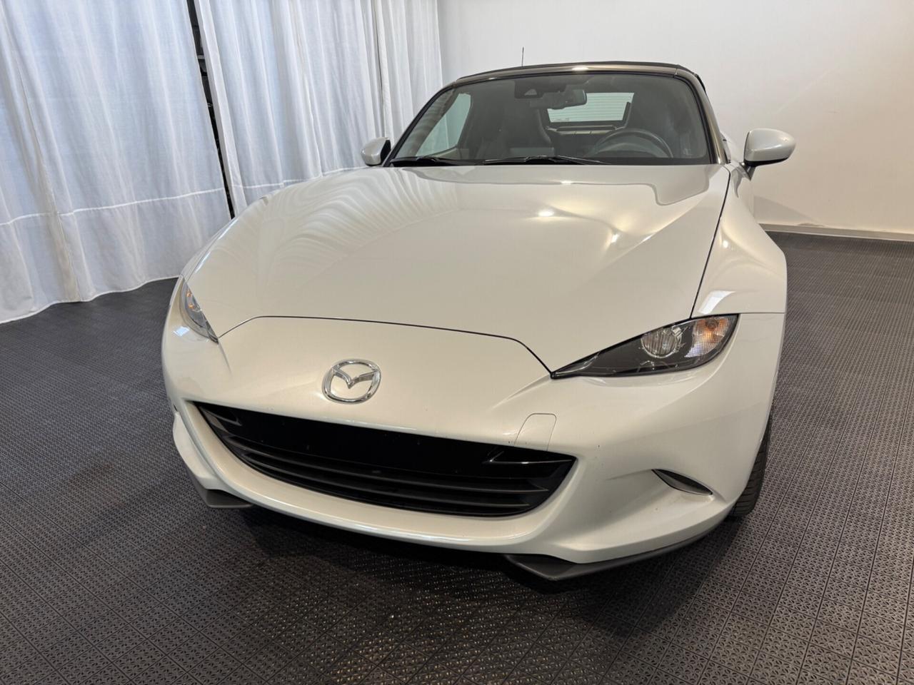 Mazda MX-5 2.0L Skyactiv-G Sport