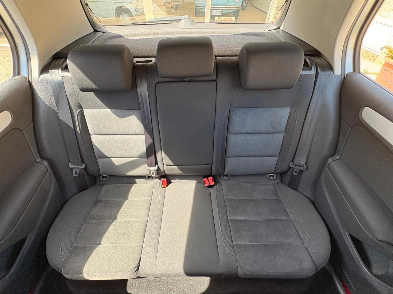 Volkswagen Golf 1.6 TDI Highline 105CV