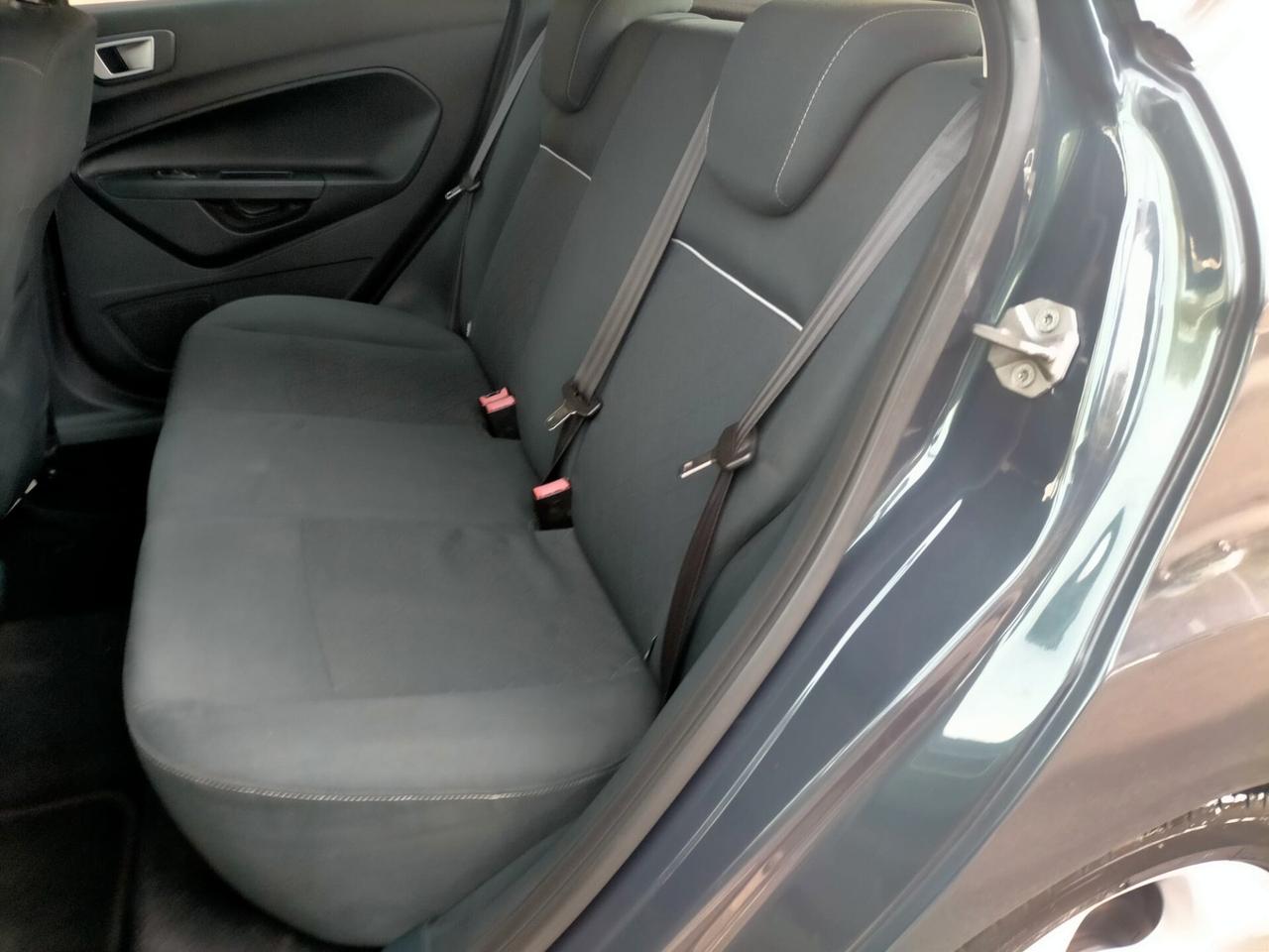 Ford Fiesta 1.4 TDCi 70CV 5 porte Business