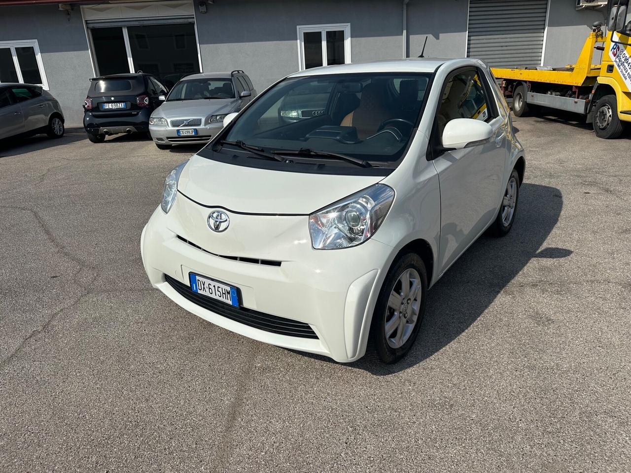 Toyota iQ 1.0