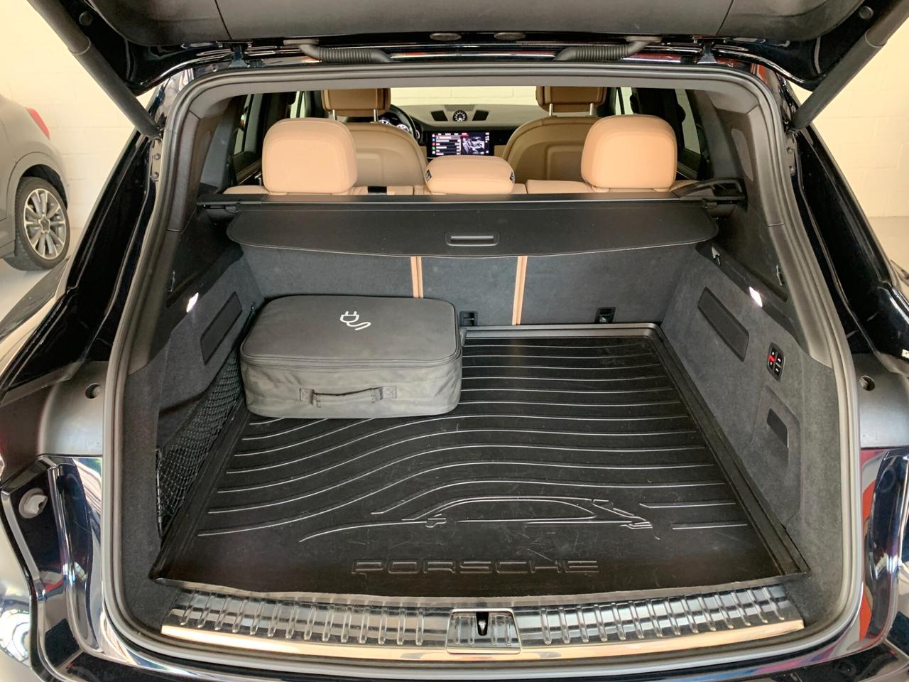 Porsche Cayenne 3.0 V6 E-Hybrid