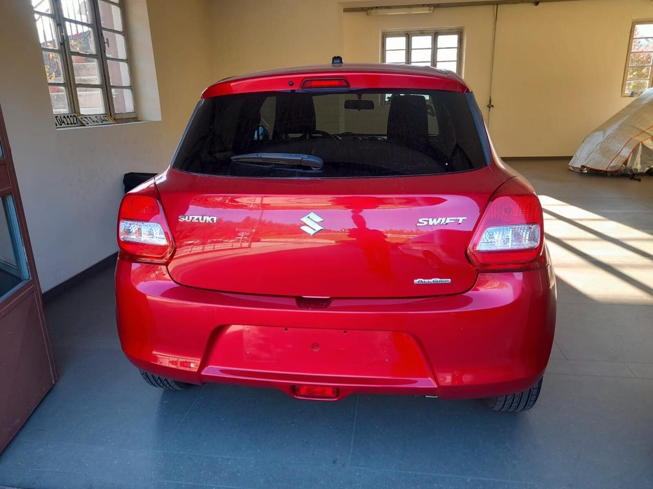 Suzuki Swift 4x4 1.2 Hybrid 4WD AllGrip Top