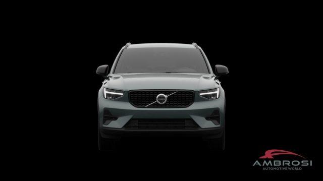 VOLVO XC40 B3 Mild hybrid Benzina Plus Dark