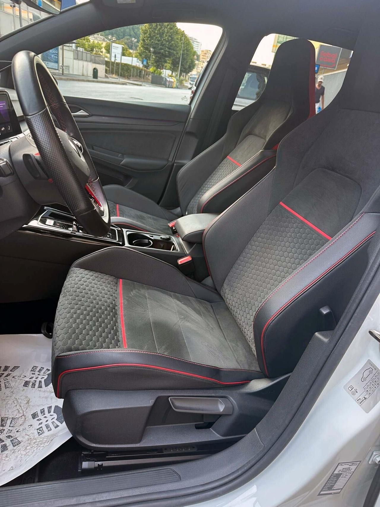 VW GOLF GTI CLUBSPORT DSG 300 CV - AKRAPOVIČ - DCC - MAPPATURA NÜRBURGRING