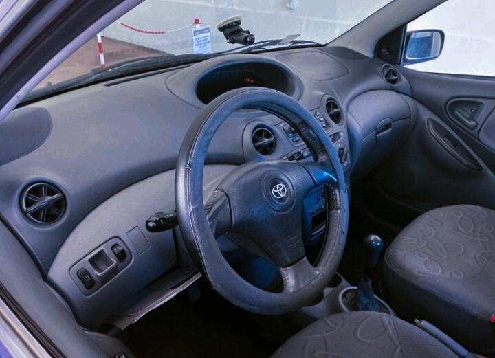 Toyota Yaris luna 1.3 vvt