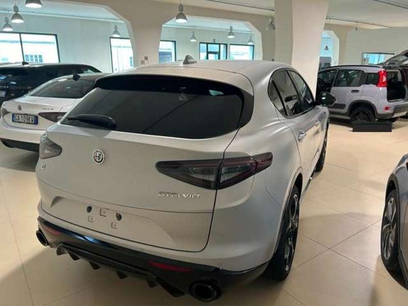 Alfa Romeo Stelvio 2.2 t Competizione Q4 210cv auto