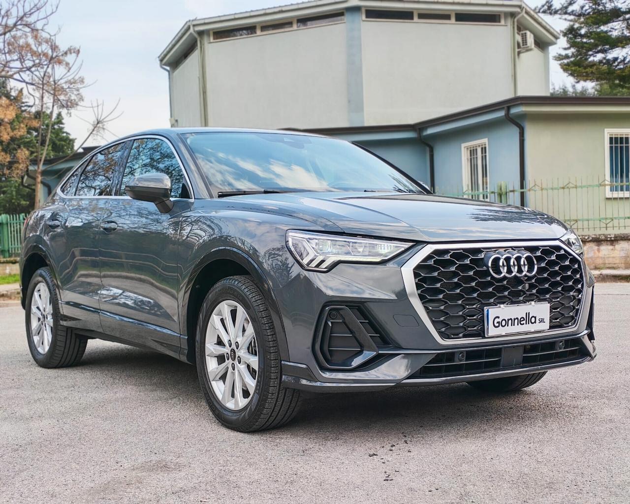 Audi Q3 SPB 45 TFSI e S tronic Business Plus