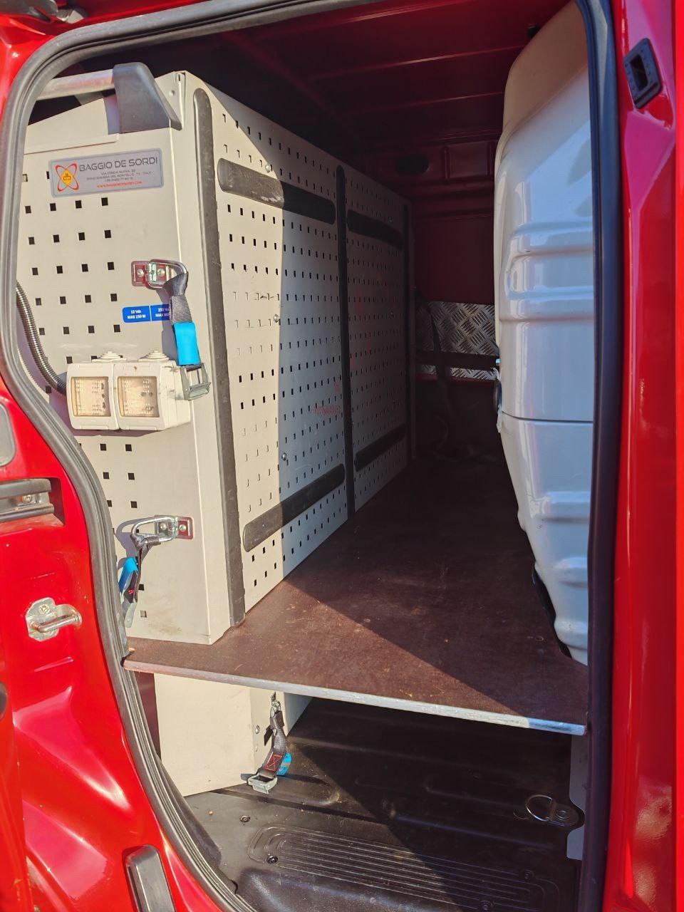 Fiat Fiorino 1.3 MJT 95CV Cargo Adventure