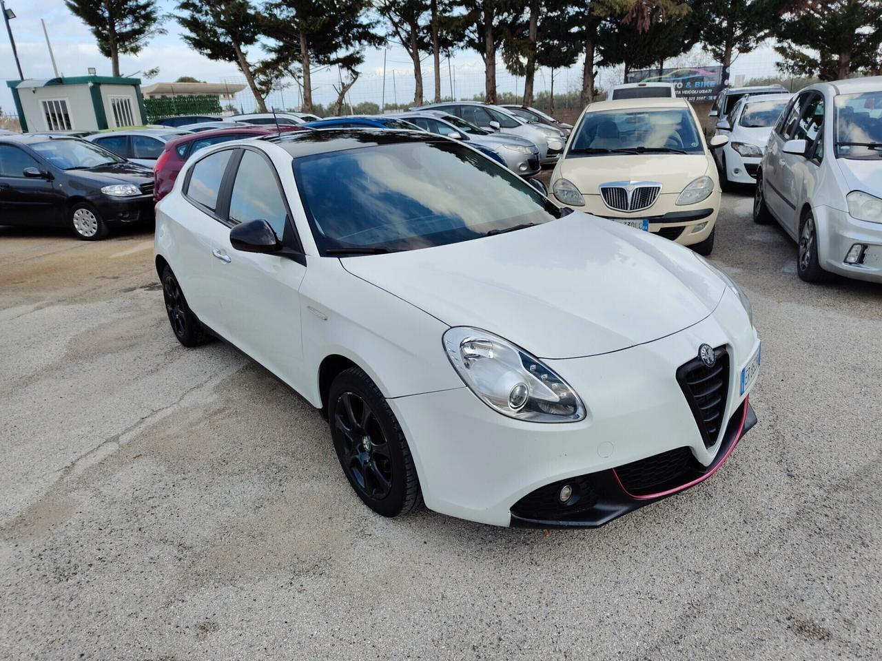 A.R. Giulietta 1.6 JTDm-2 105 CV Distinctive 2013