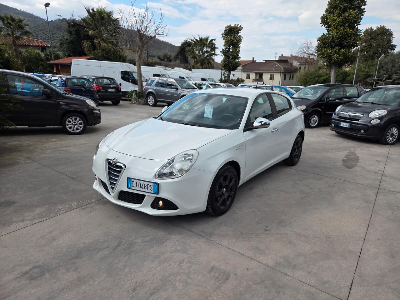 Alfa Romeo Giulietta 1.6 JTDm-2 105 CV - PERFETTA
