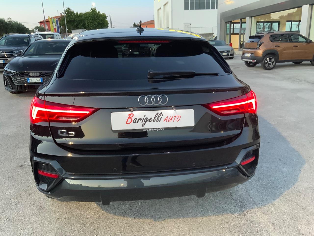 Audi Q3 35 TDI S tronic Business Advanced CERCHI 19.TOTAL BLACK.