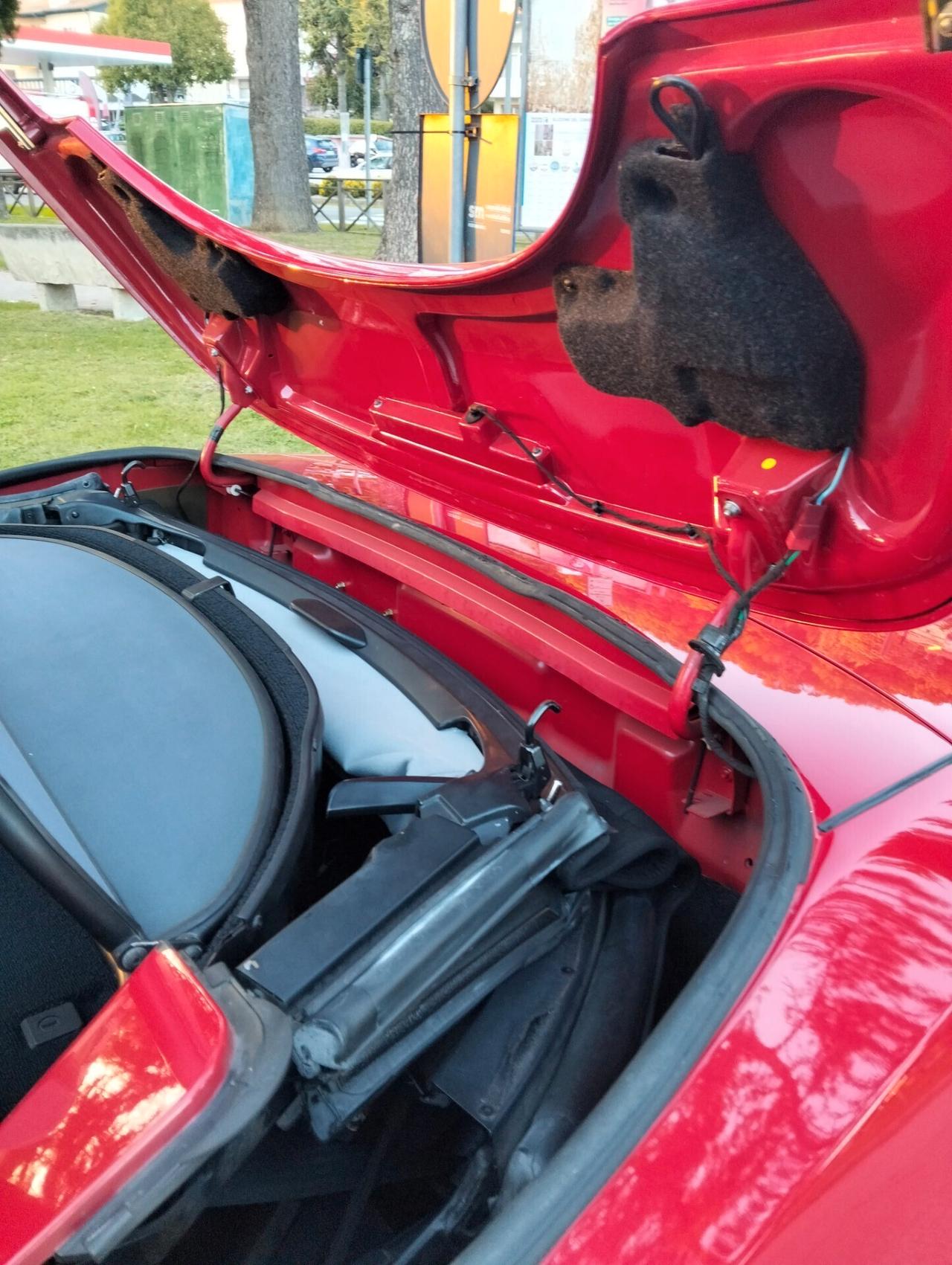 Alfa Romeo Spider 916