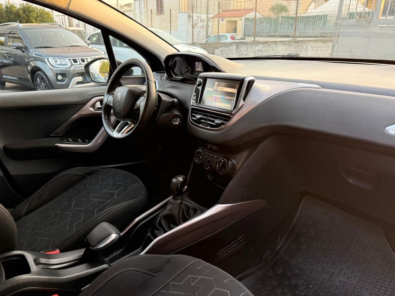 Peugeot 2008 1.2 VTI Benzina 82cv Allure