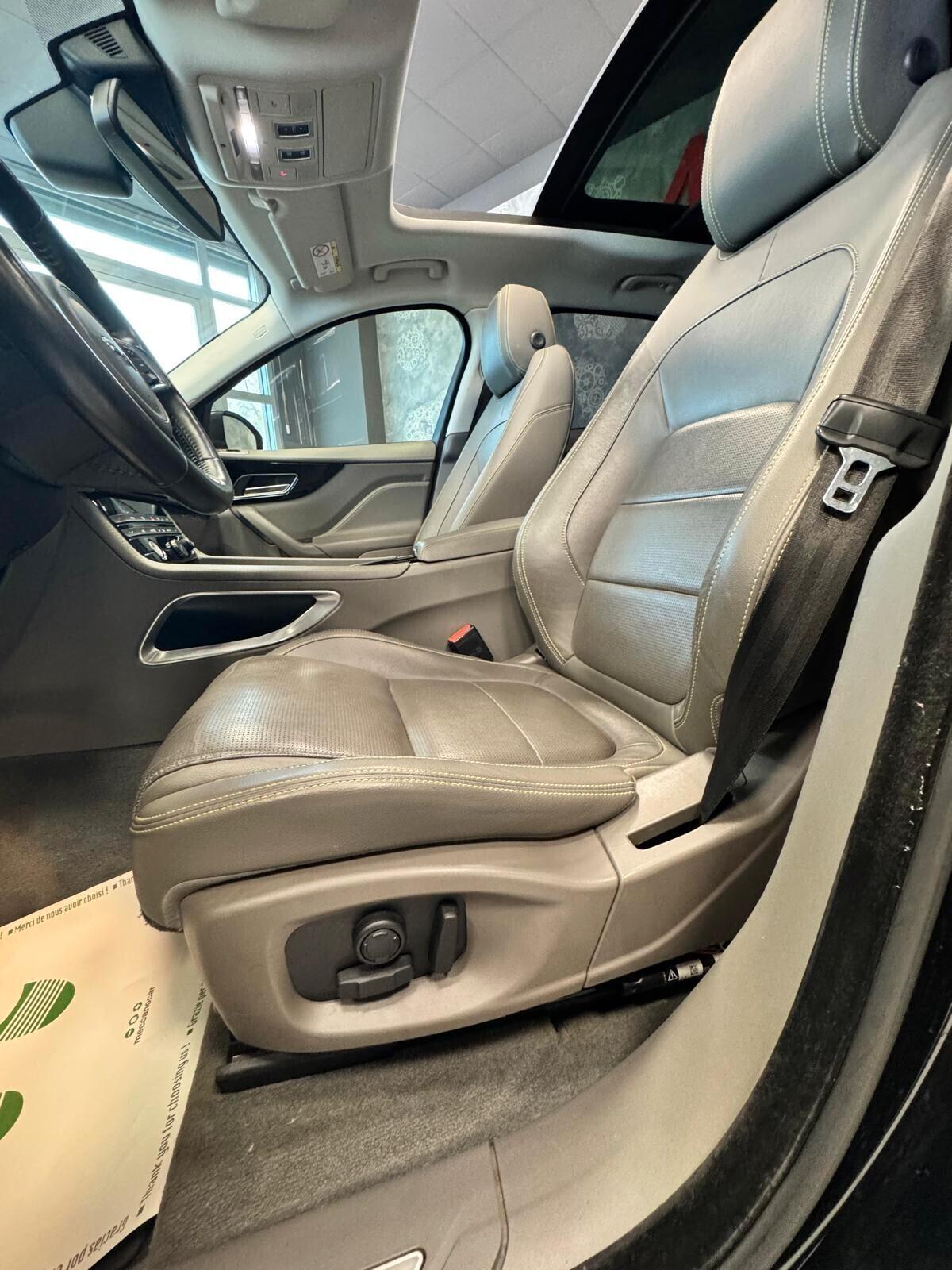 JAGUAR F-PACE 2-0 D4D 4WD TETTO APRIBILE R-DYNAMIC SPORT