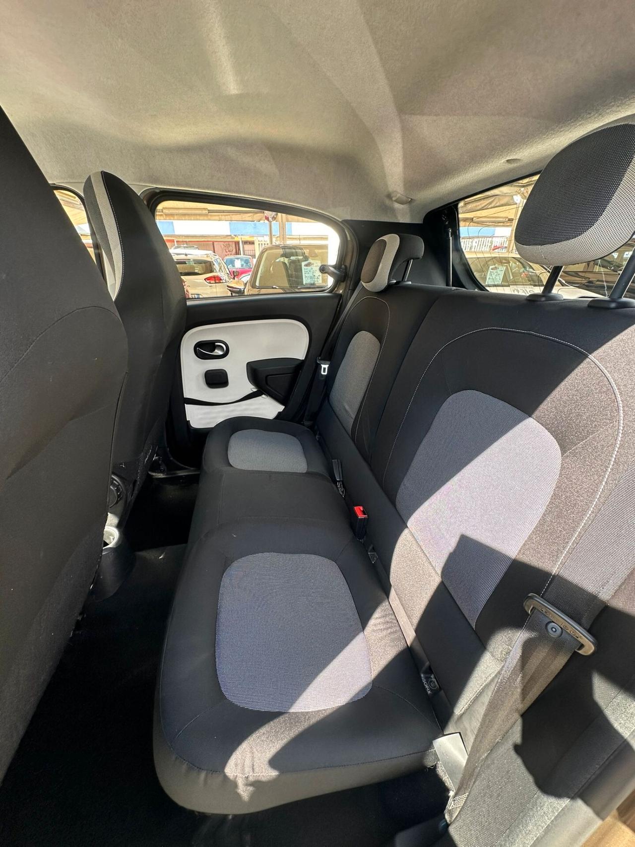 RENAULT TWINGO 1,0 BENZ.