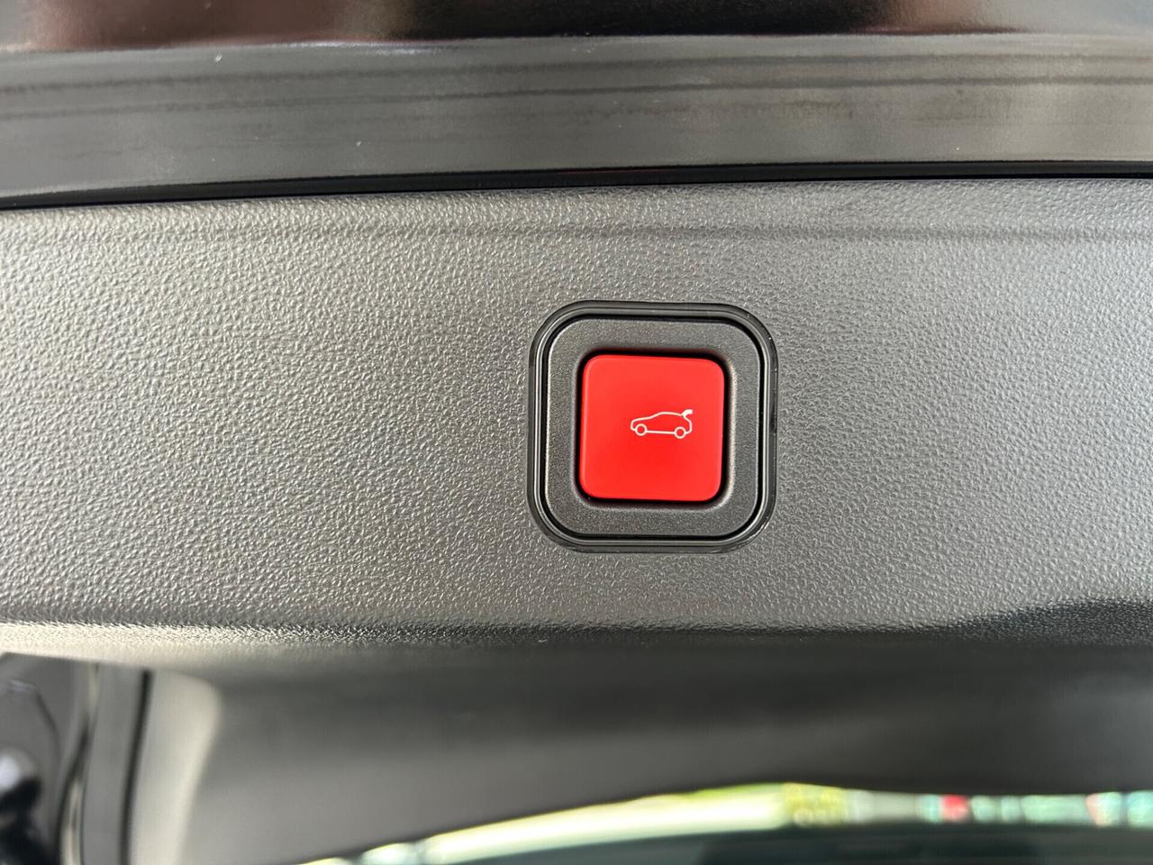 Jeep Avenger 1.2 100 CV Summit “ 6.500 KM NUOVA”