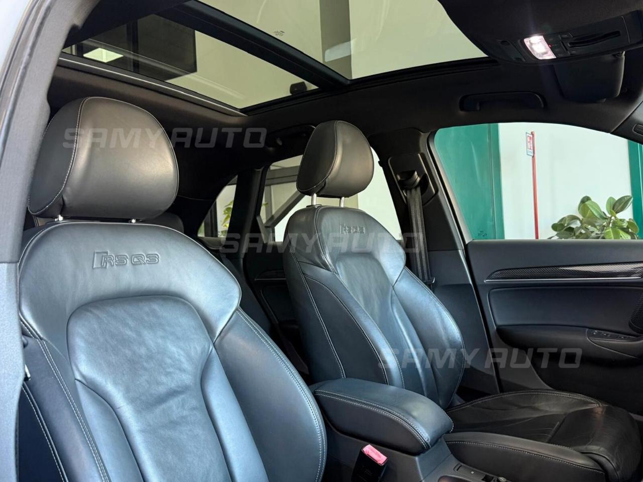 Audi Q3 RS 2.5 TFSI quattro S tronic