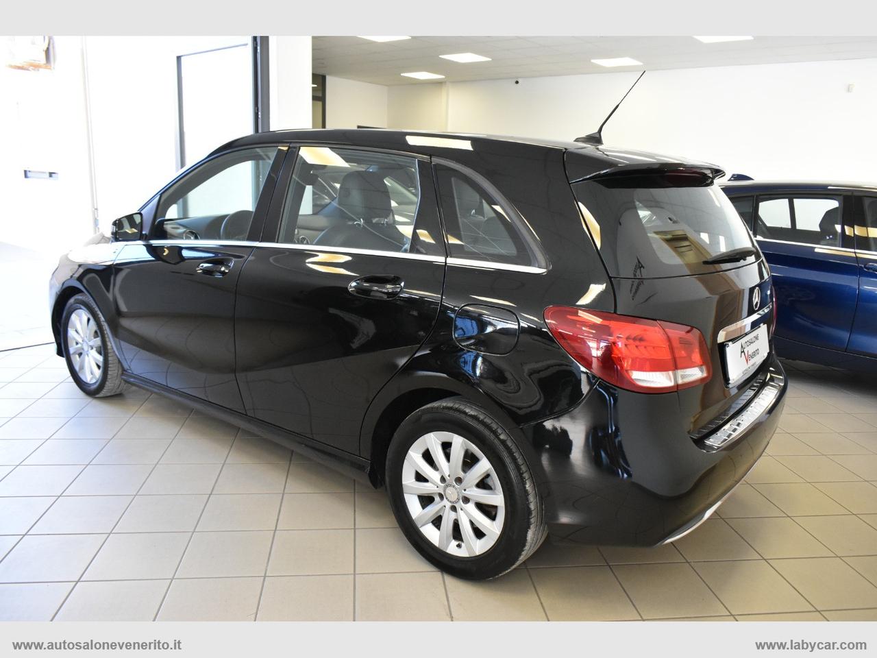 MERCEDES-BENZ B 180 d Automatic Premium