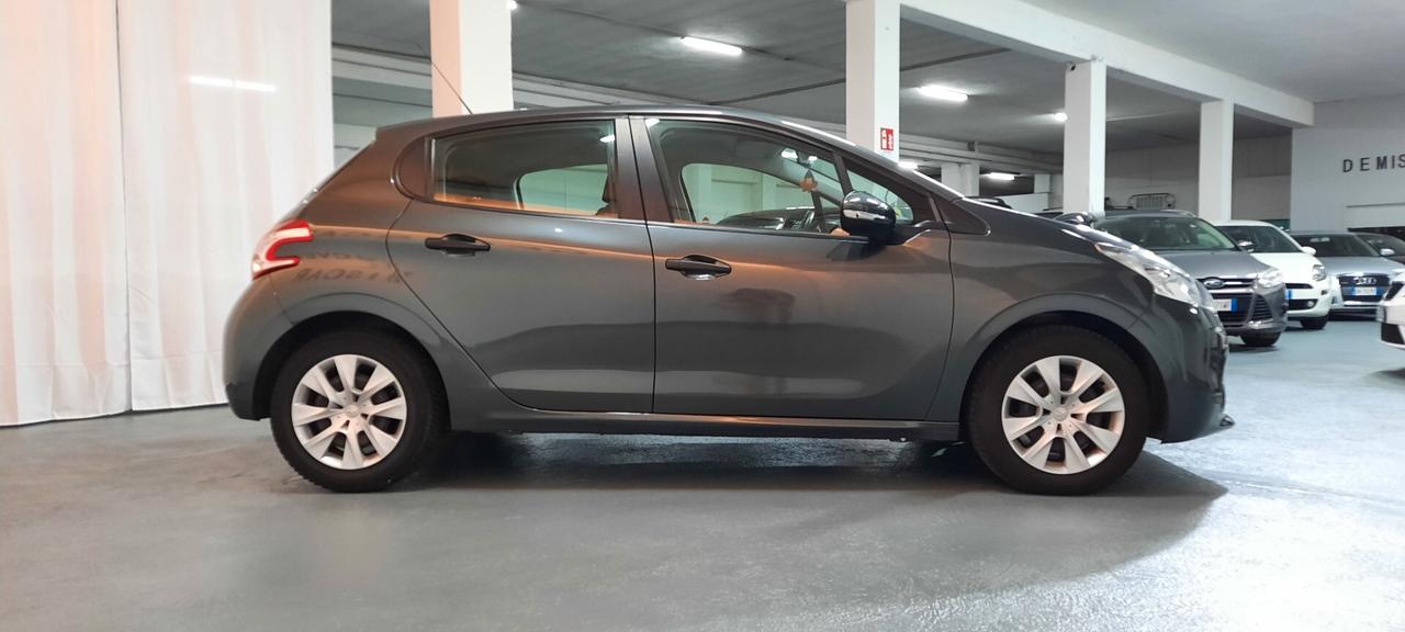 Peugeot 208 1.2 VTi 82 CV 5 porte Access