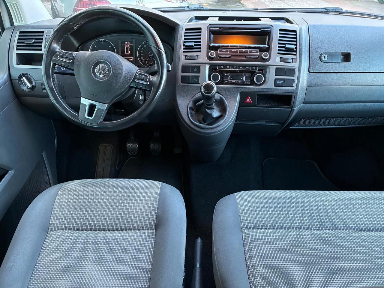 Volkswagen Caravelle 2.0 TDI Comfortline 9 posti