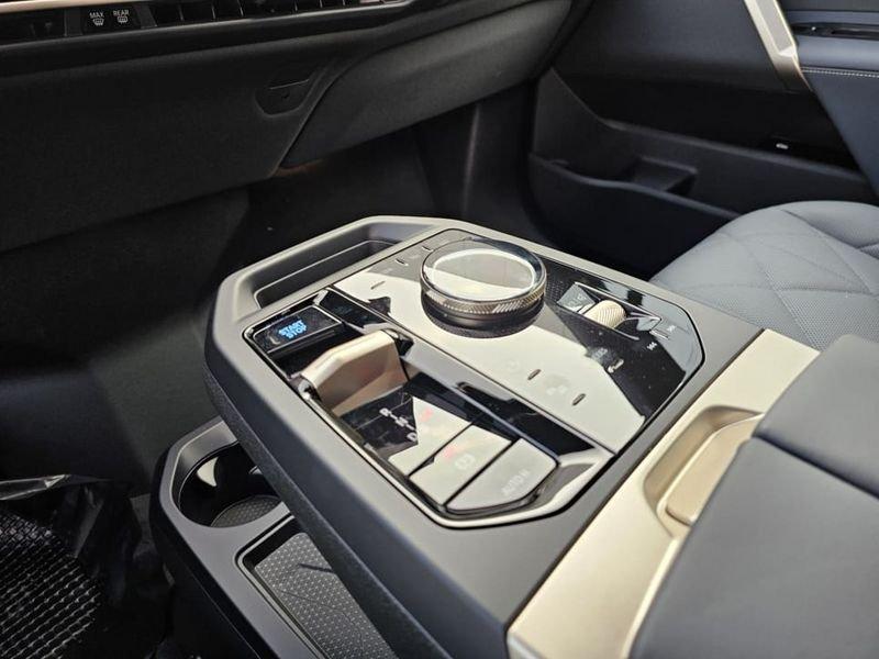 BMW iX xDrive 40 Sport