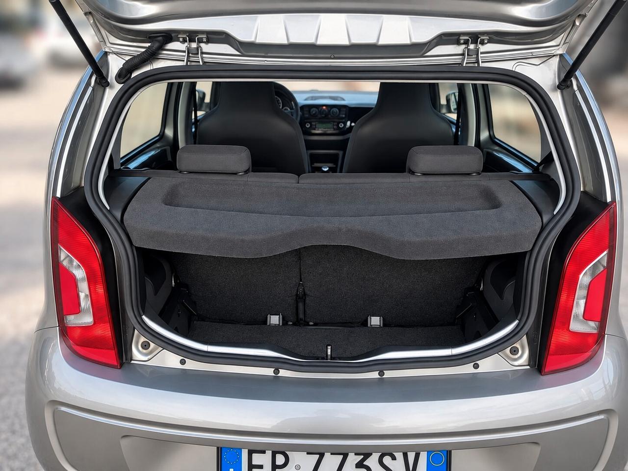 Volkswagen up! MOVE